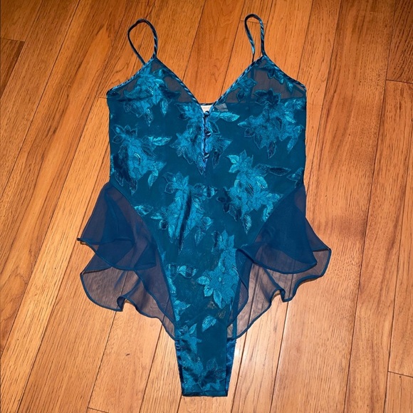 Victoria’s Secret Vintage Gold Label Lingerie Bodysuit - Picture 1 of 4